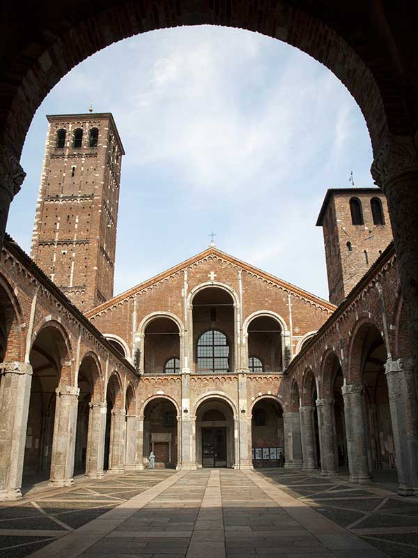 Basilica Sant Ambrogio-Milano